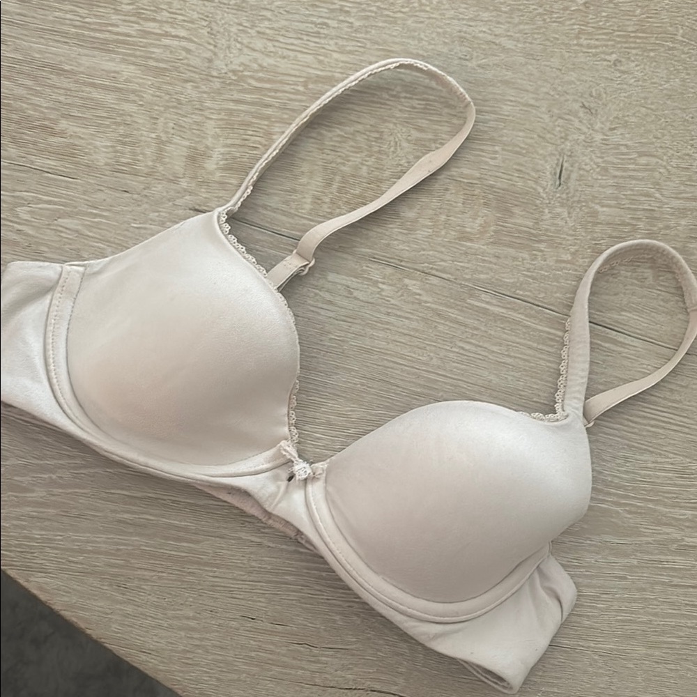 Elegant Cream Bra Victoria secret